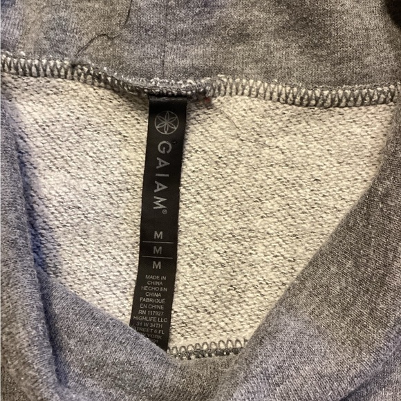 Gaian Cowl Neck Women’s Pullover Sweater Size Medium - Picture 6 of 7